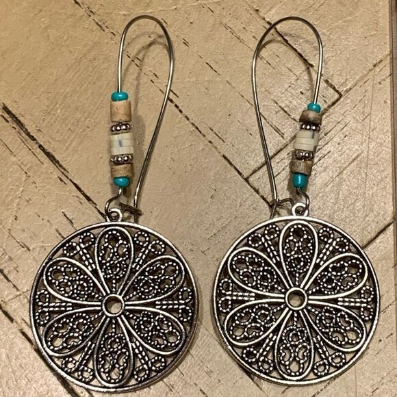BOGO! Silver Filagree Medallion Earrings Wood Turq - Picture 1 of 8
